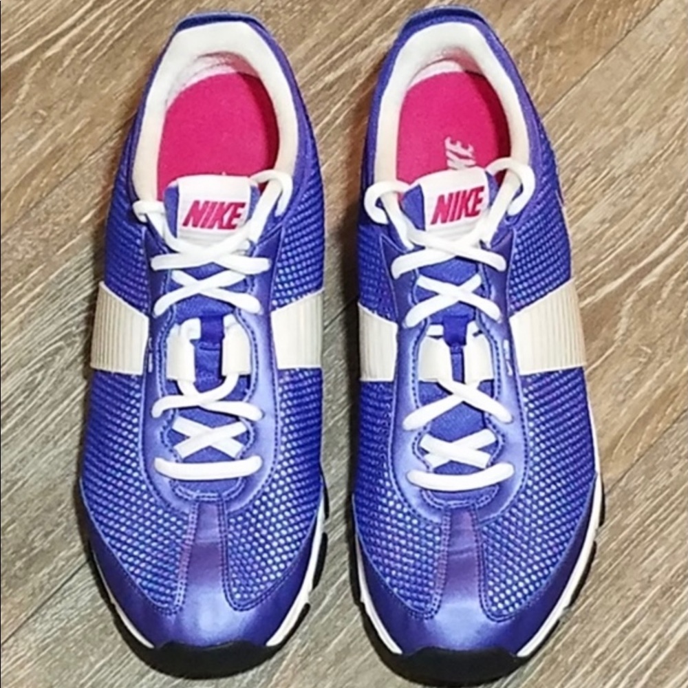 Nike Zoom Trainer Essential II Running Shoes - Picture 2 of 6